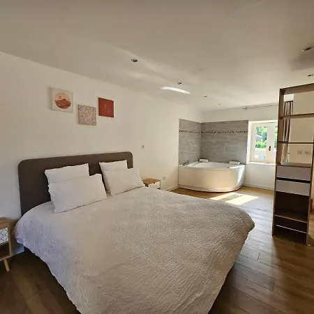 Bed & Breakfast Rue Des Tilleuls Saint-Marcel-les-Sauzet